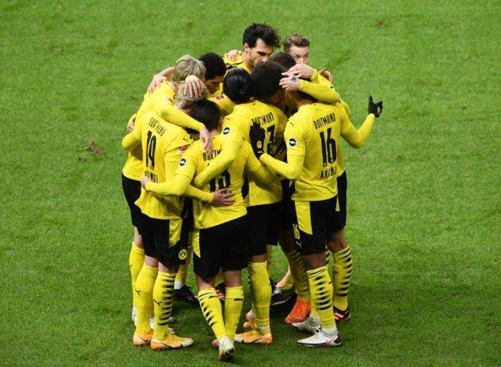  穆科科替补登场刷新德甲最年轻出场纪录  